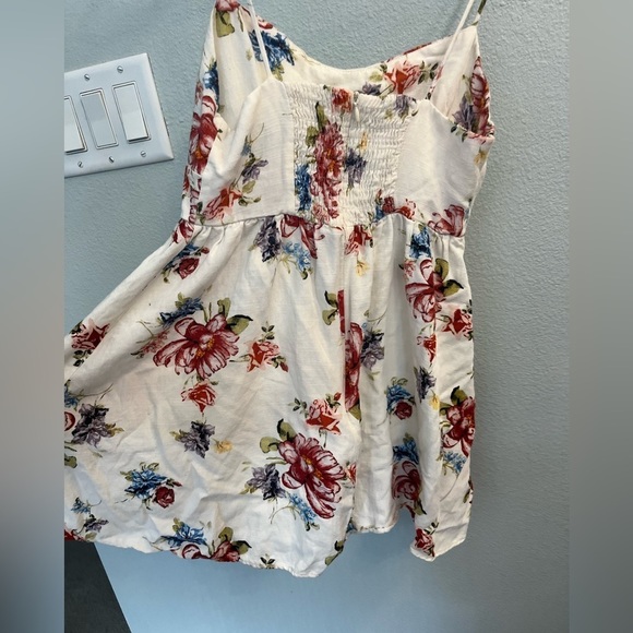 Zara floral linen mini dress - Picture 7 of 8
